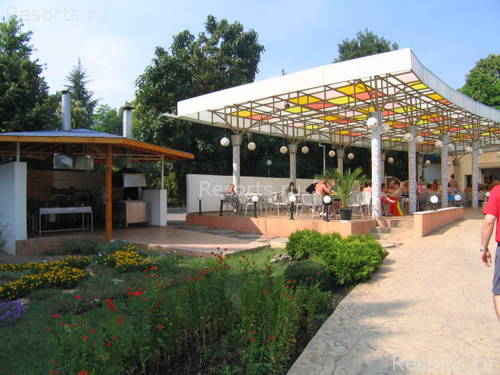 .com Hotel 13